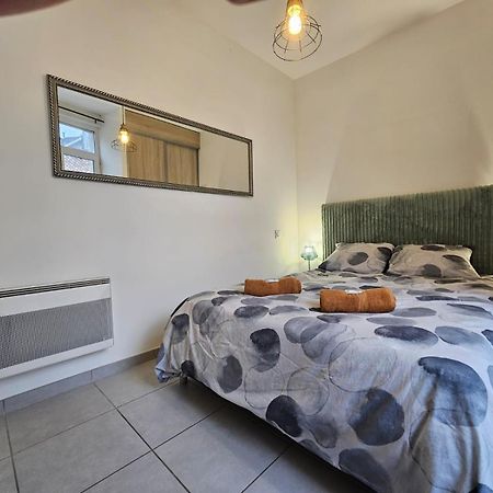 Le Contemporain-2 Chambres-Vue Eglise Saint Paul Nimes Ngoại thất bức ảnh