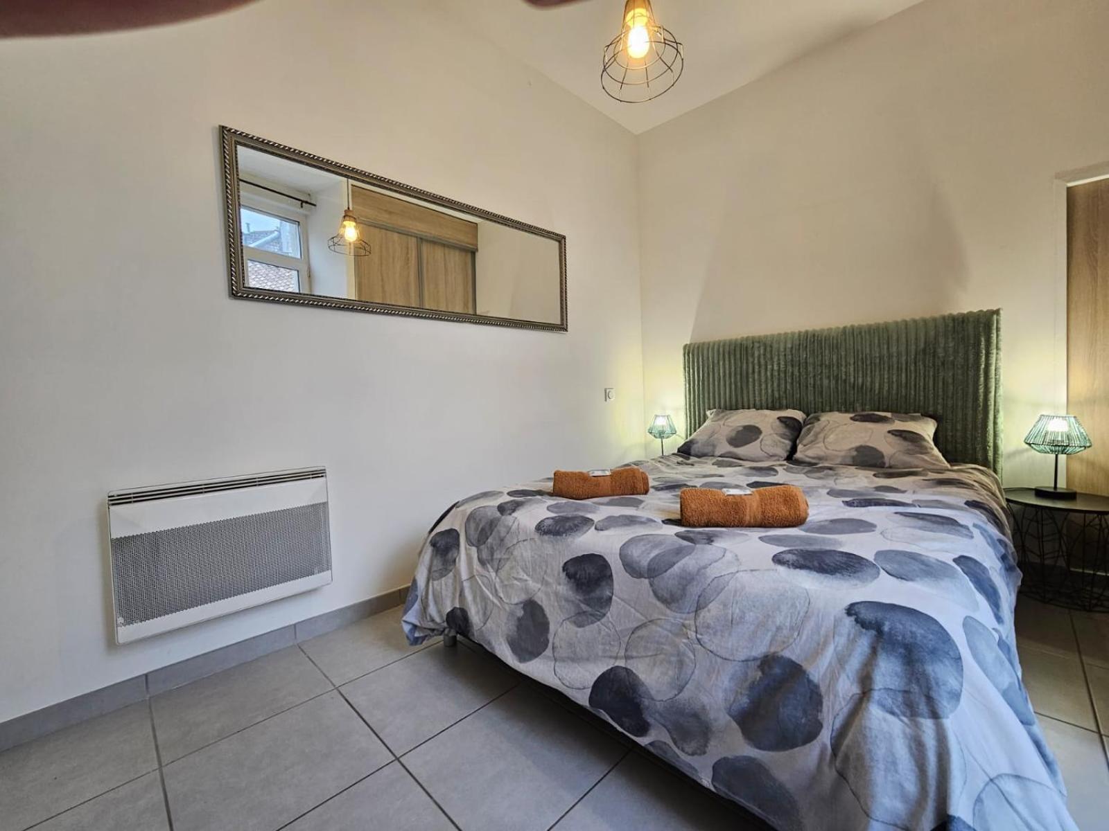 Le Contemporain-2 Chambres-Vue Eglise Saint Paul Nimes Ngoại thất bức ảnh